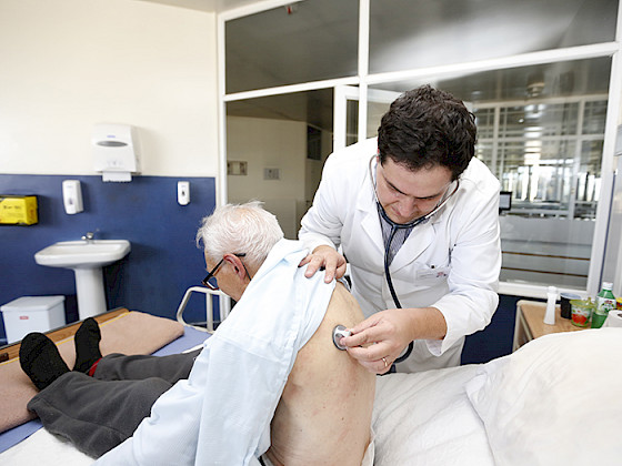 Imagen de atención de urgencia por coranavirus.