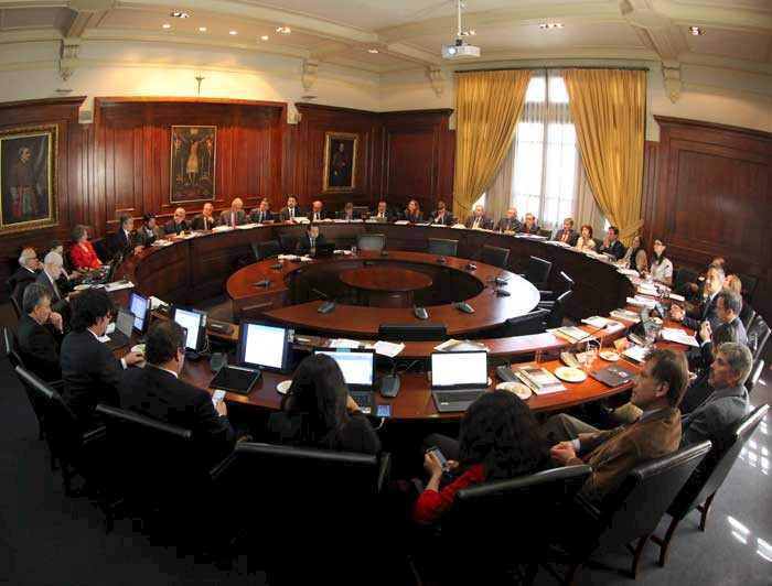 imagen correspondiente a la noticia: "Ocho facultades inician el proceso de búsqueda para elegir a su decano o decana"