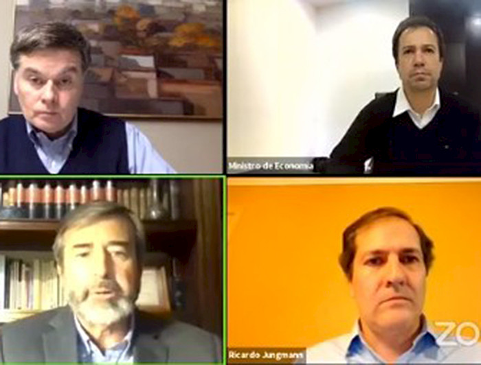 imagen correspondiente a la noticia: "Ministro de Economía participó en seminario sobre el Proyecto Anti Colusión"