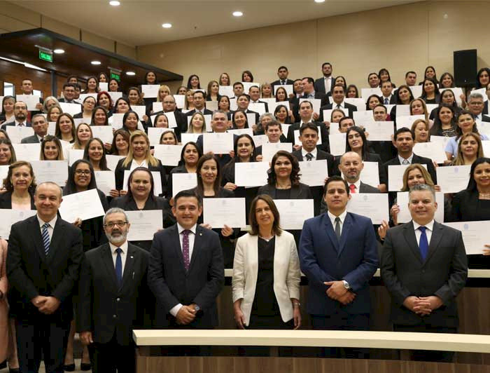 imagen correspondiente a la noticia: "UC acompañará en reforma educacional al gobierno de Paraguay"