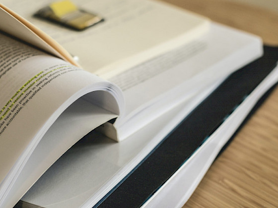 Foto de libros abiertos