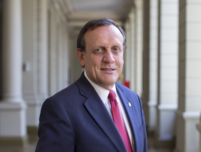 Rector Ignacio Sánchez Casa Central