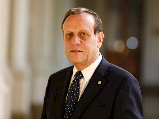 Rector Ignacio Sánchez.- Foto Dirección de Comunicaciones.