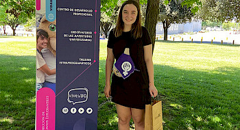 La estudiante Paula Smith, ganadora del 1º lugar del concurso