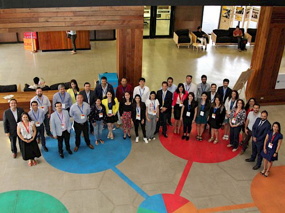 Profesionales, provenientes de Paraguay, Ecuador, Colombia y Chile; cuenta con representantes de instituciones públicas, universidades y empresas en el Summer School.