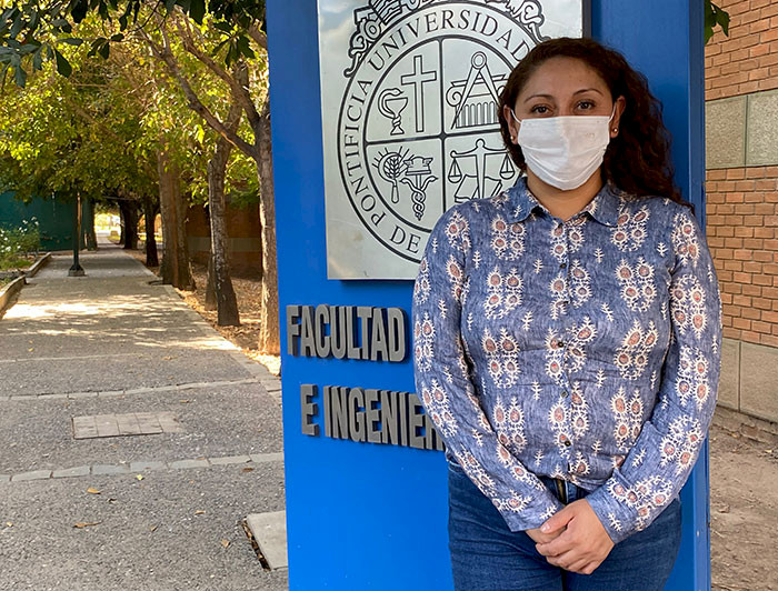 Rosario Triviños, egresada de Técnico en Enfermería