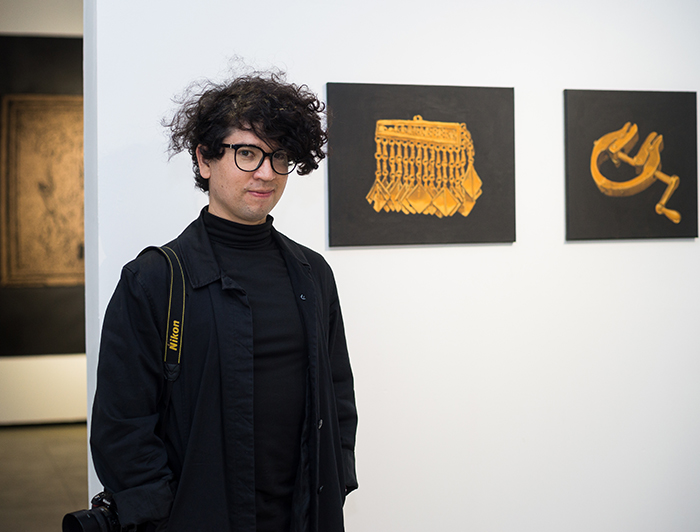 El artista visual y co-director del proyecto, Sebastián Riffo, destaca que las investigaciones sean lideradas por duplas. “Trabajar de este modo es muy significativo porque implica un deber ético y moral fundado tanto en la cooperación, como en la complementariedad (...)", dice. (Fotografía: Sebastián Riffo)