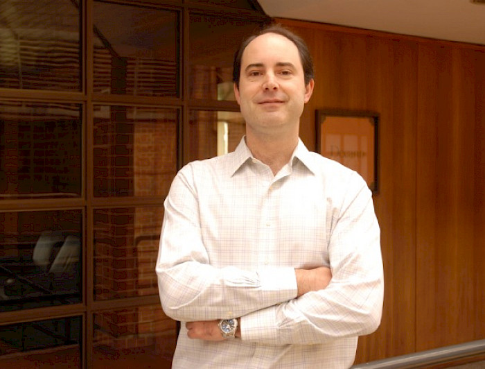 Tomás Rau, profesor UC