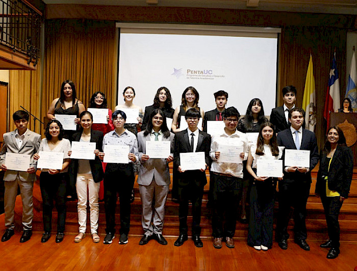 imagen correspondiente a la noticia: "Más de 60 estudiantes se gradúan del Programa Penta UC"