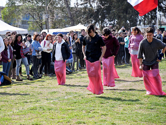 Carrera de sacos a la chilena