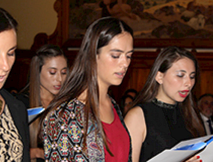 imagen correspondiente a la noticia: "Con emotiva ceremonia la Facultad de Medicina tituló a su primera generación de fonoaudiólogos"