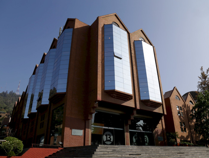 Fachada de Canal 13