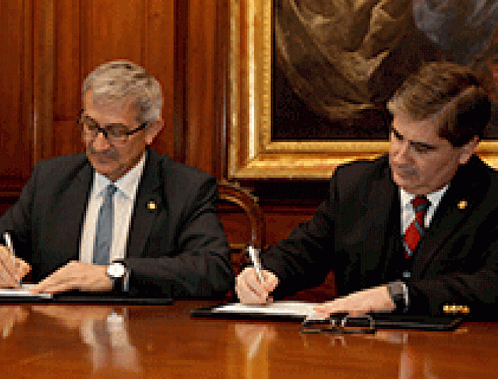 imagen correspondiente a la noticia: "UC firma memorándum de entendimiento con la Universidad de Oviedo de España"