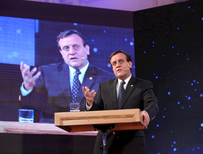 imagen correspondiente a la noticia: "Rector Sánchez: “Tener interacción en un curso es fundamental, el proceso educativo es activo y de mucho desarrollo”"