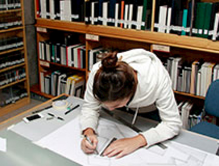 imagen correspondiente a la noticia: "Rector Sánchez escribió sobre la Beca de Mantención"