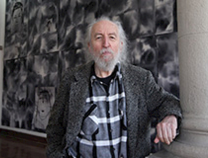 imagen correspondiente a la noticia: "La Galería Macchina se llenó en la inauguración de la muestra de Eugenio Dittborn"